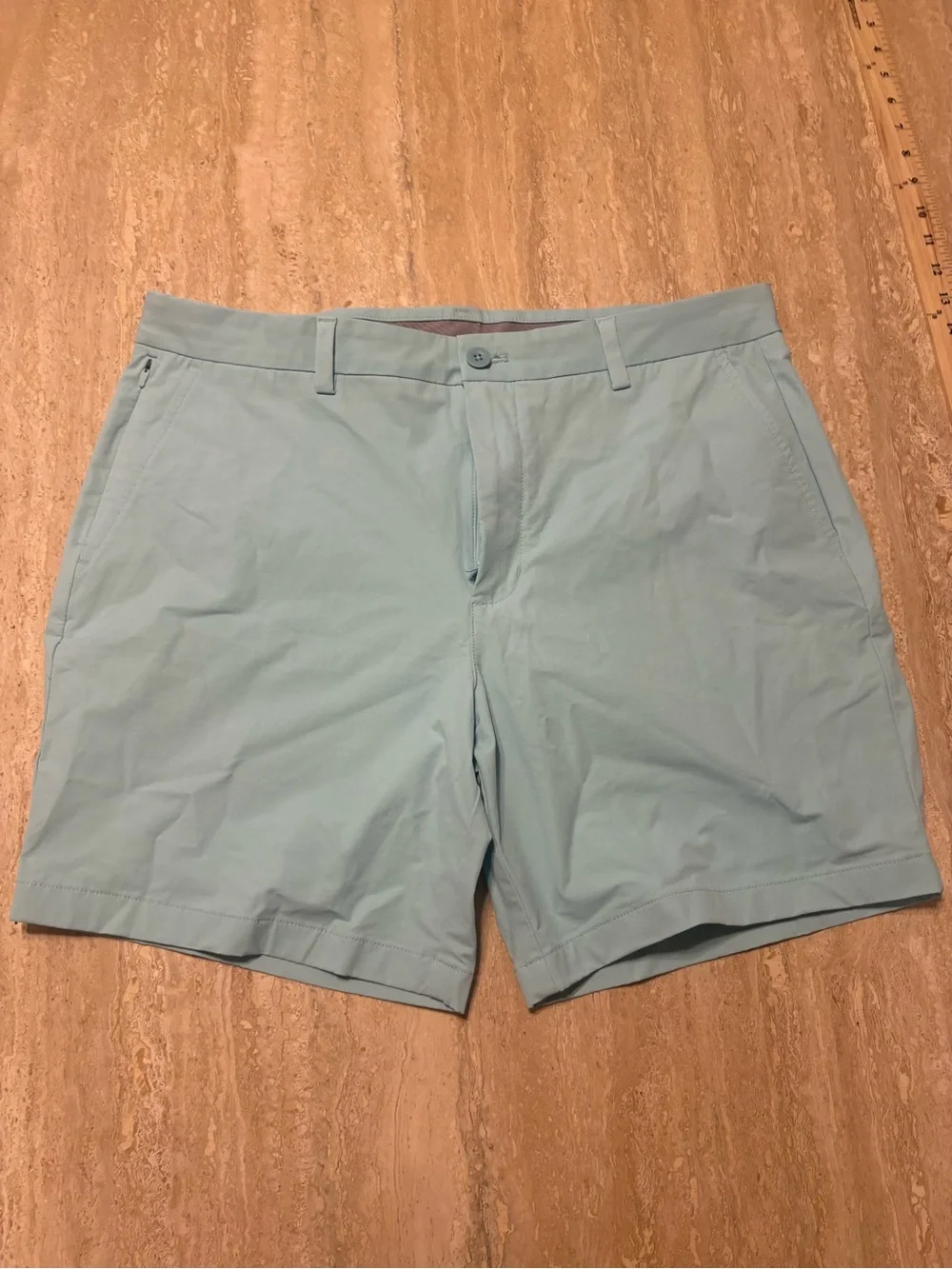Vineyard Vines Mens 35 On-The-Go Shorts Aqua Light Green/Blue: Performance